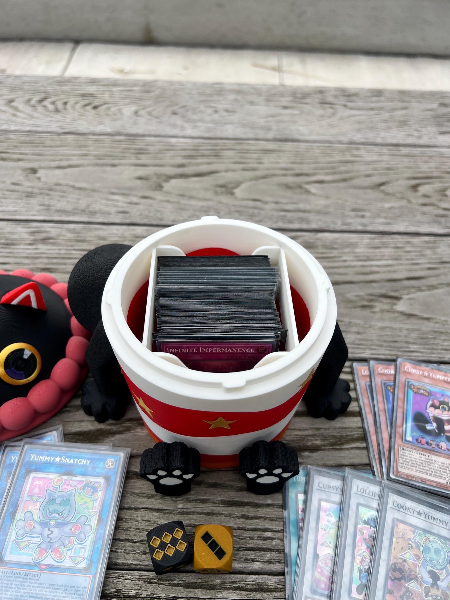Cupsy Yummy Deck Box – Cat Slushy Card Holder for Yu-Gi-Oh!