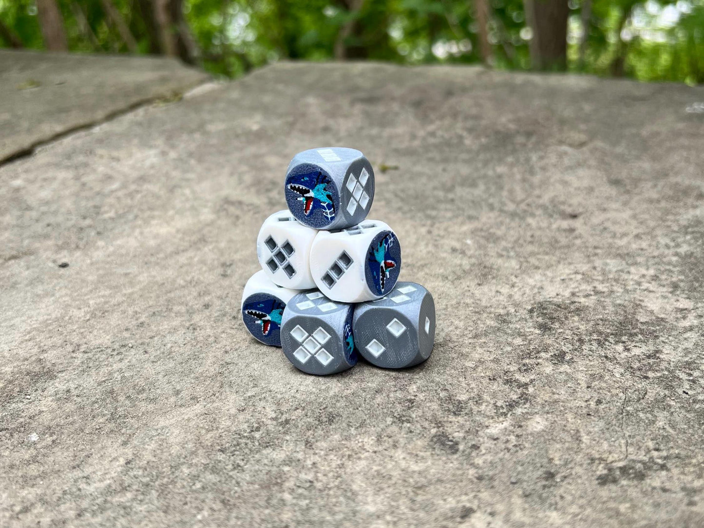 Blue Eyes White Dragon Dice Set: Yu-Gi-Oh! TCG, 3D Printed D6