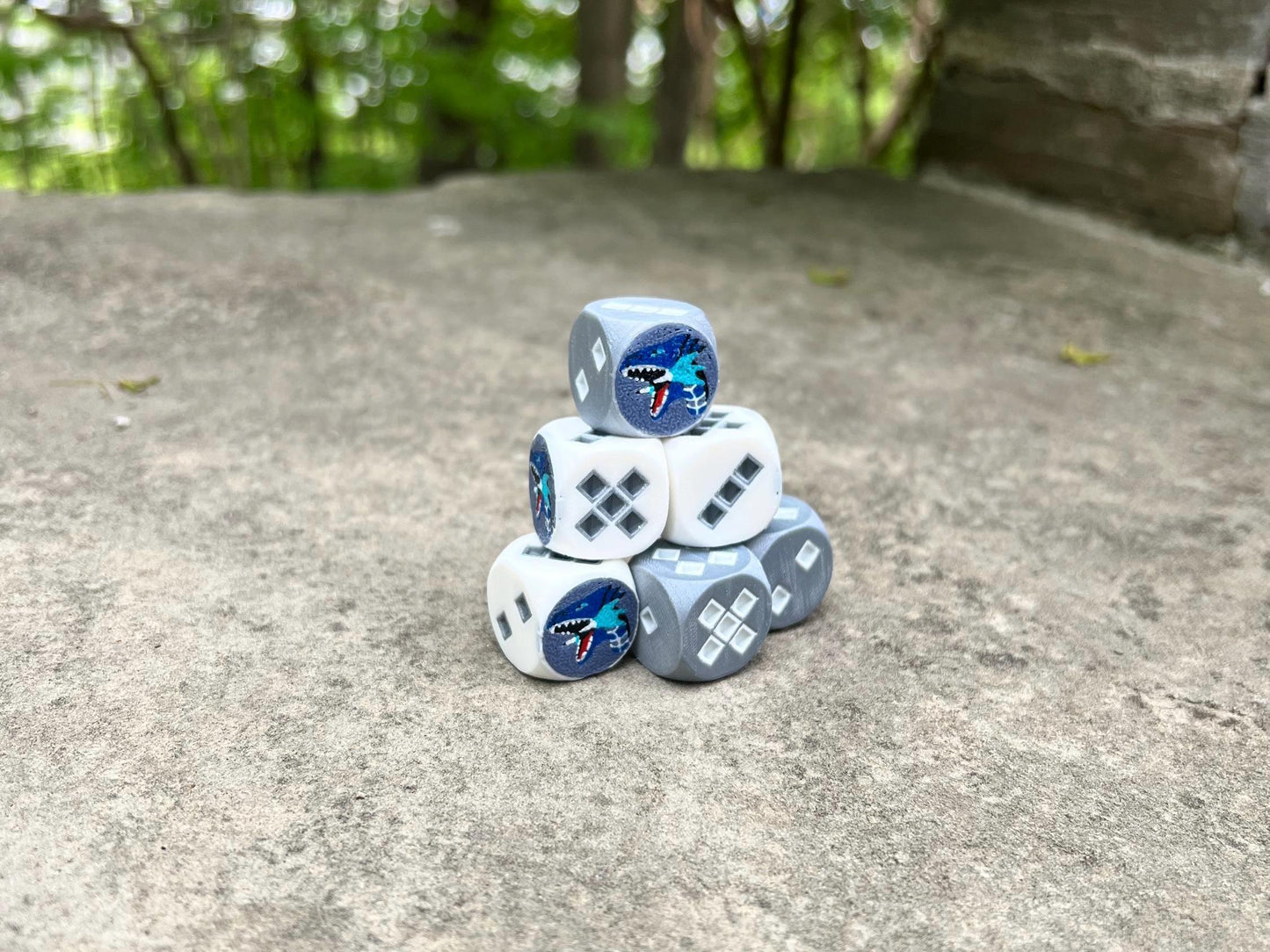 Blue Eyes White Dragon Dice Set: Yu-Gi-Oh! TCG, 3D Printed D6
